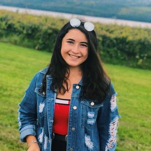 Meet your Posher, Brooke